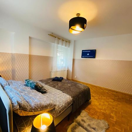 Clicktheflat Solidarnosci City Center Apart Rooms Varsovia Exterior foto